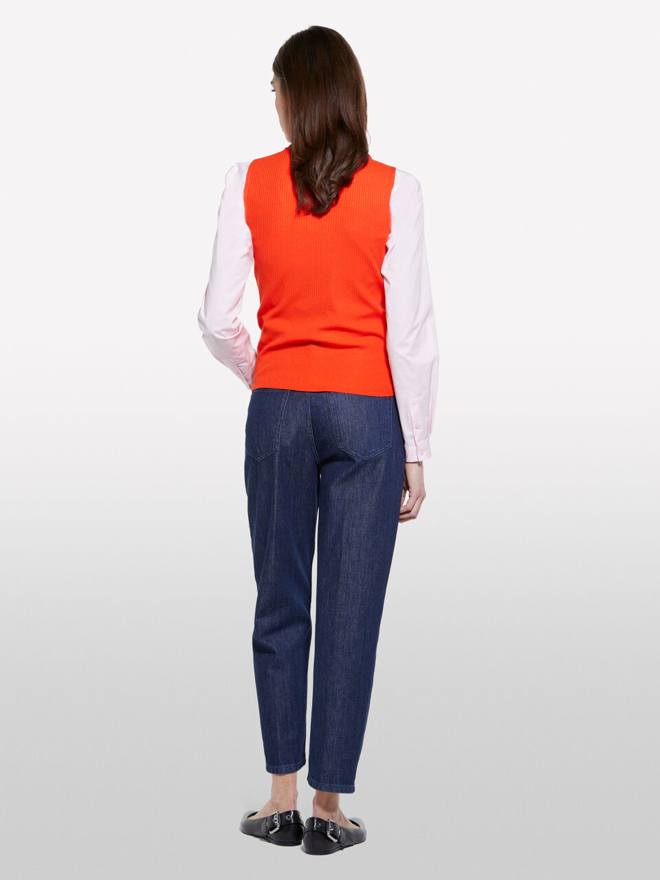 SLEEVELESS SWEATER Damen image number null