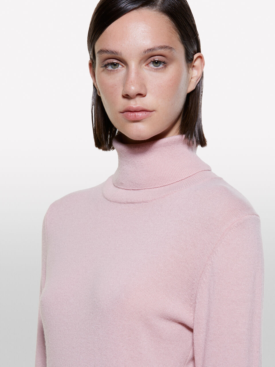 TURTLE NECK SWEATER Damen image number null