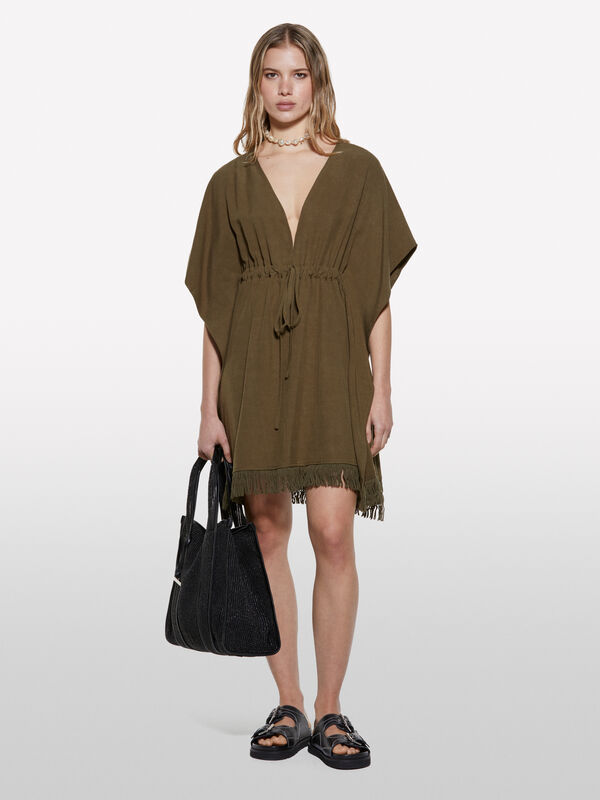 Kurzer Kaftan in Militärgrün - kurze kleider für damen | Sisley