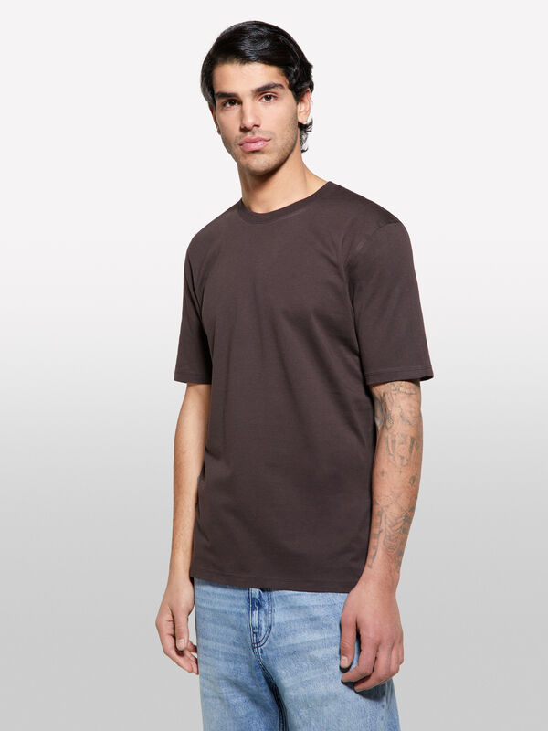 Braunes T-Shirt mit kurzen Ärmeln in regular fit - kurzärmeliges t-shirt für herren | Sisley