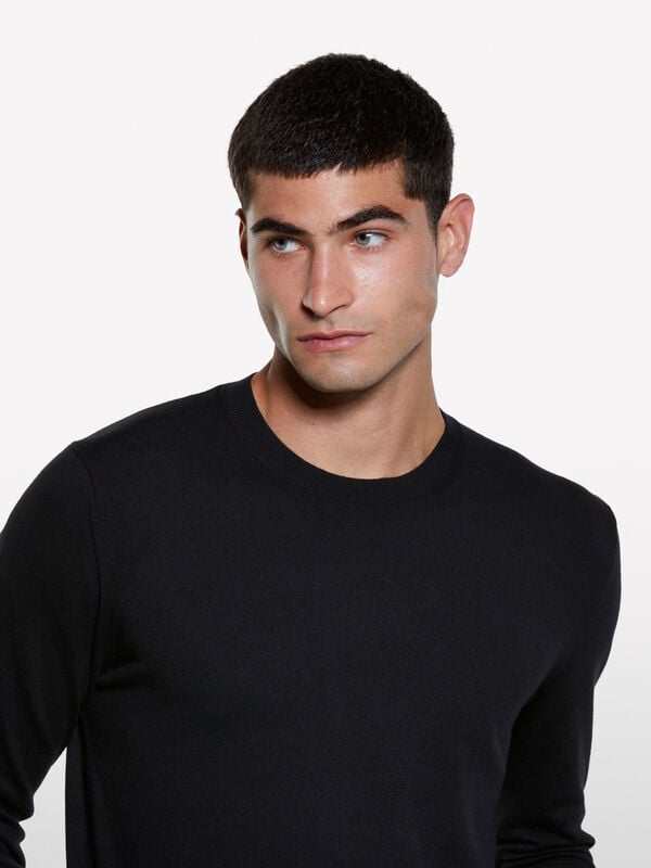 Schwarzer Pullover mit Rundhalsausschnitt - rundhalspullover für herren | Sisley