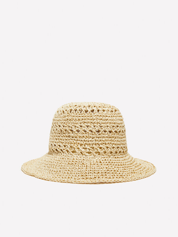 Beigefarbene Cloche mit Häkeleffekt - mützen für damen | Sisley