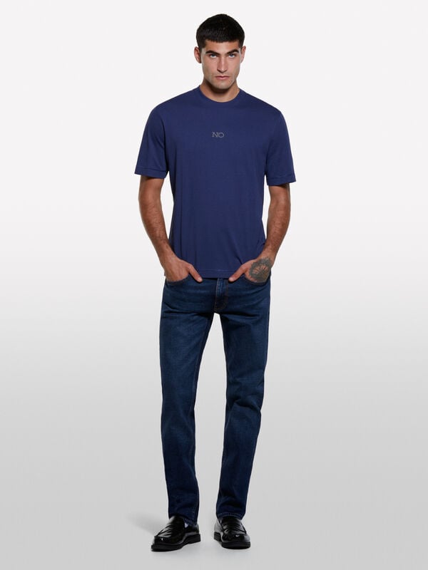 Dunkelblaues T-Shirt mit Aufdruck Dunkelblaues T-Shirt mit Aufdruck - kurzärmeliges t-shirt für herren | Sisley