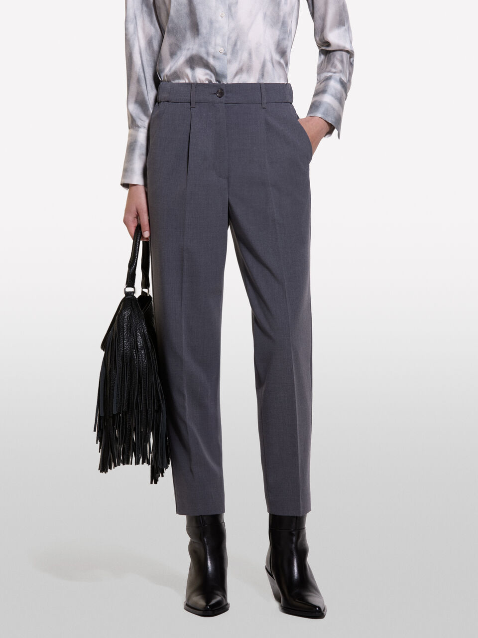 TROUSERS Damen image number null