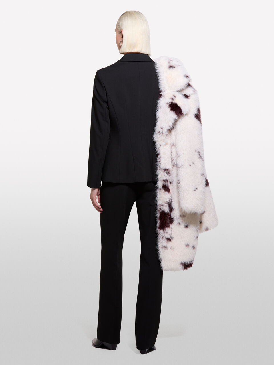 TROUSERS Damen image number null