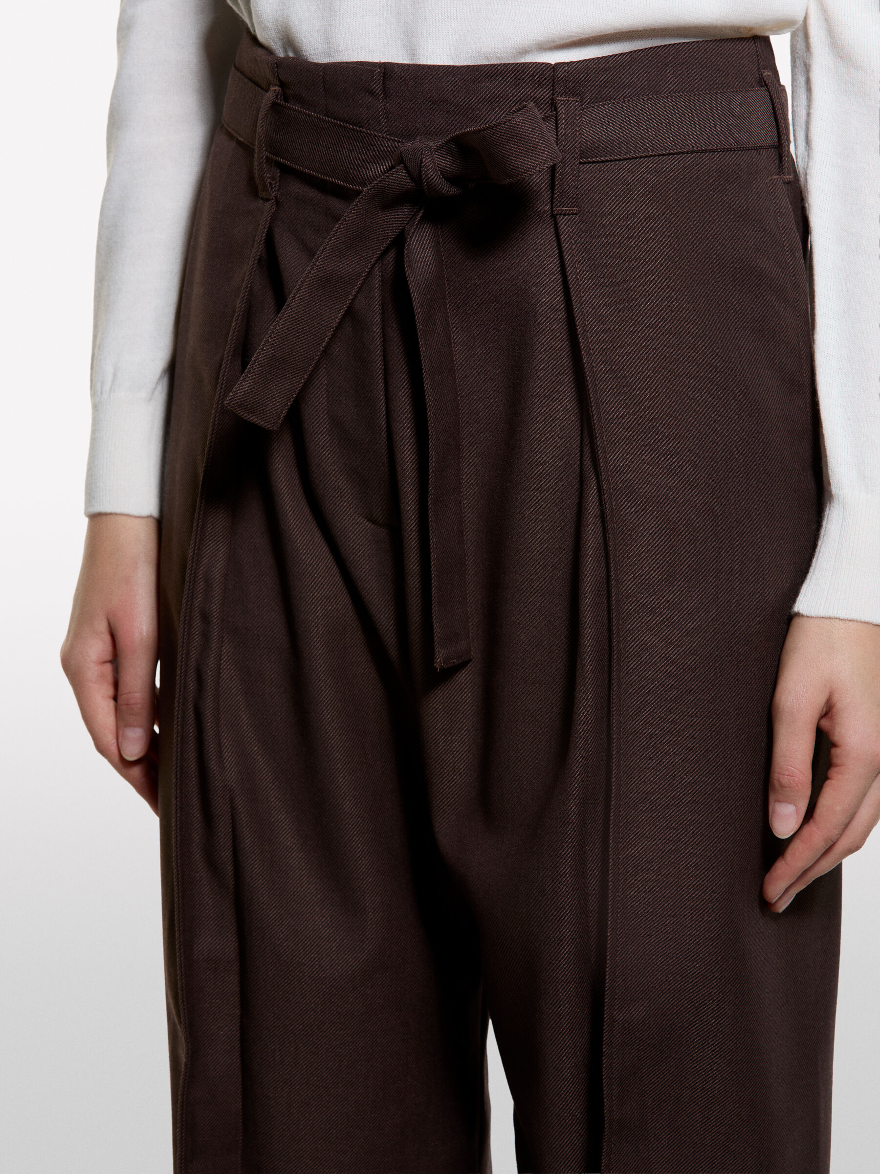 TROUSERS Damen image number null
