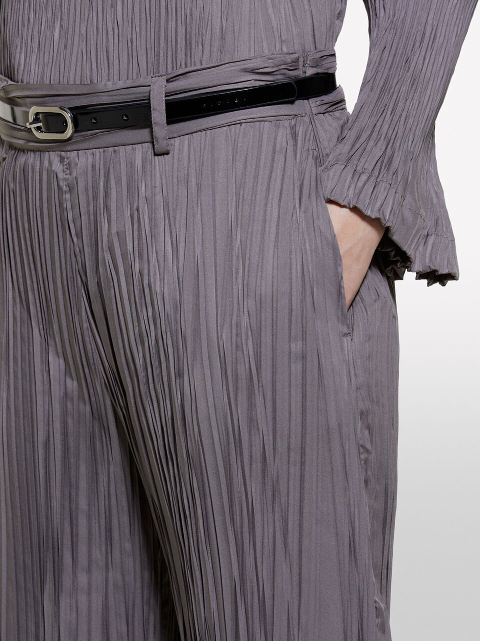 TROUSERS Damen image number null