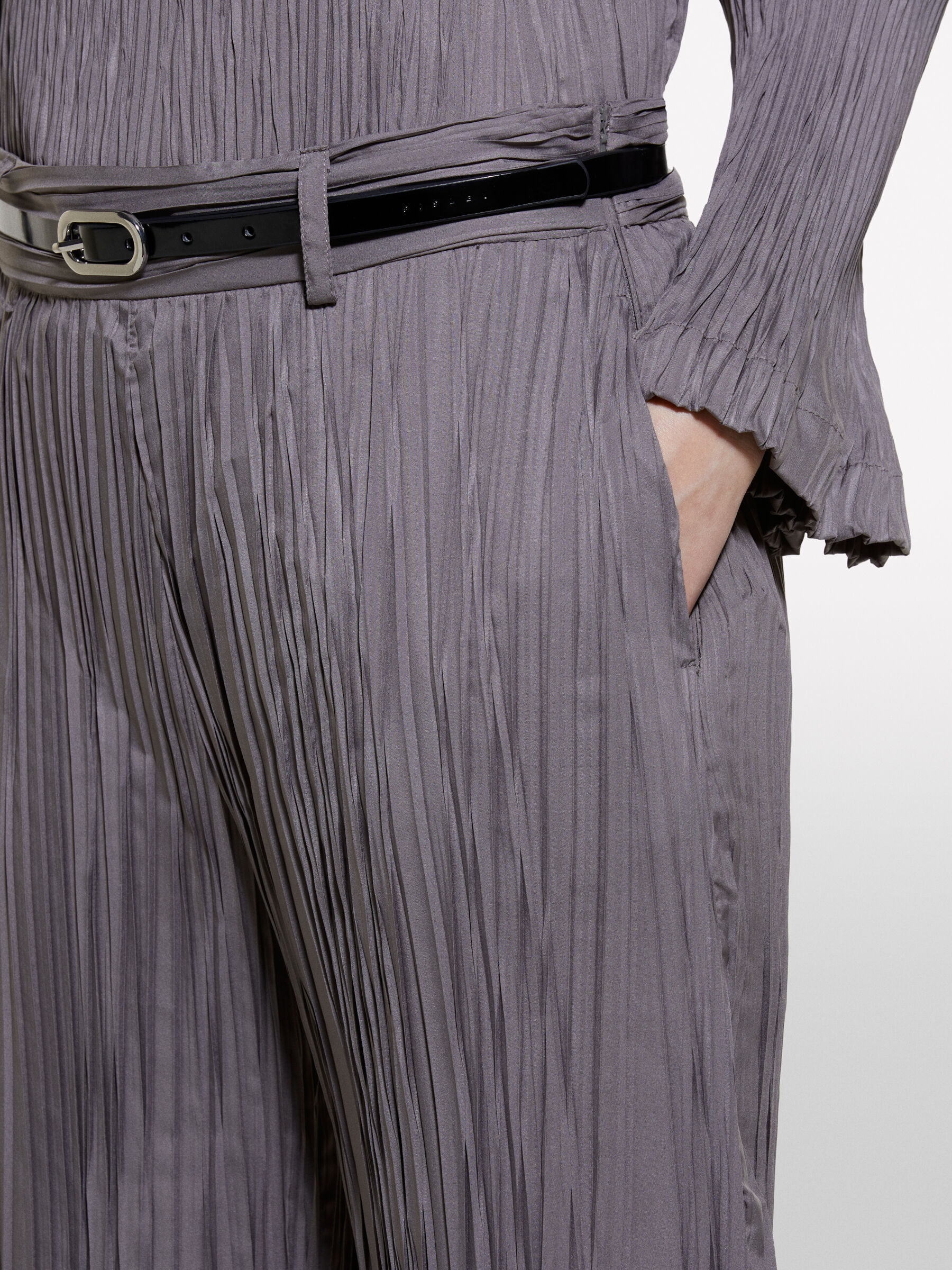 TROUSERS Damen image number null