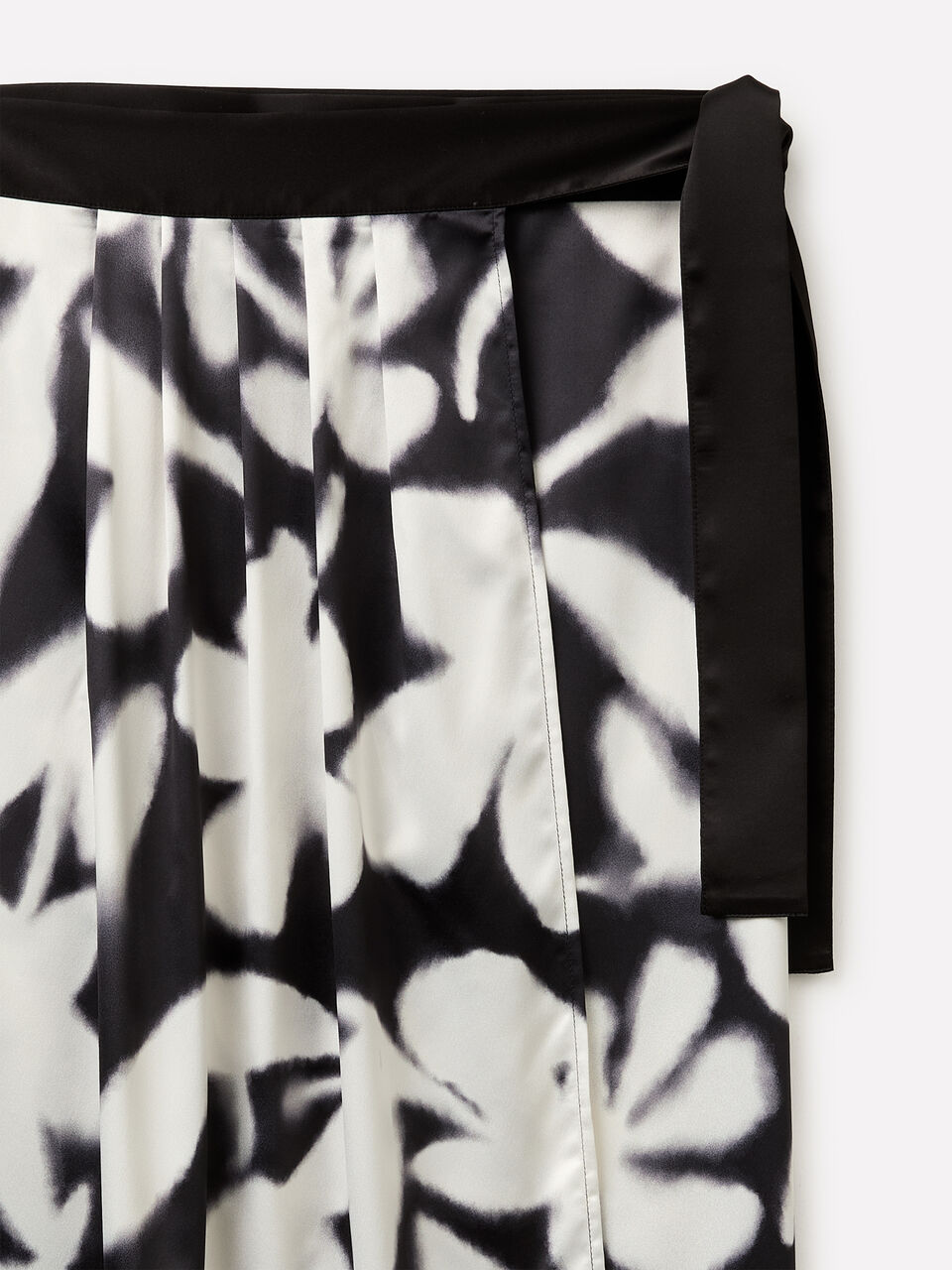 PAREO - SHAWLS Damen image number null