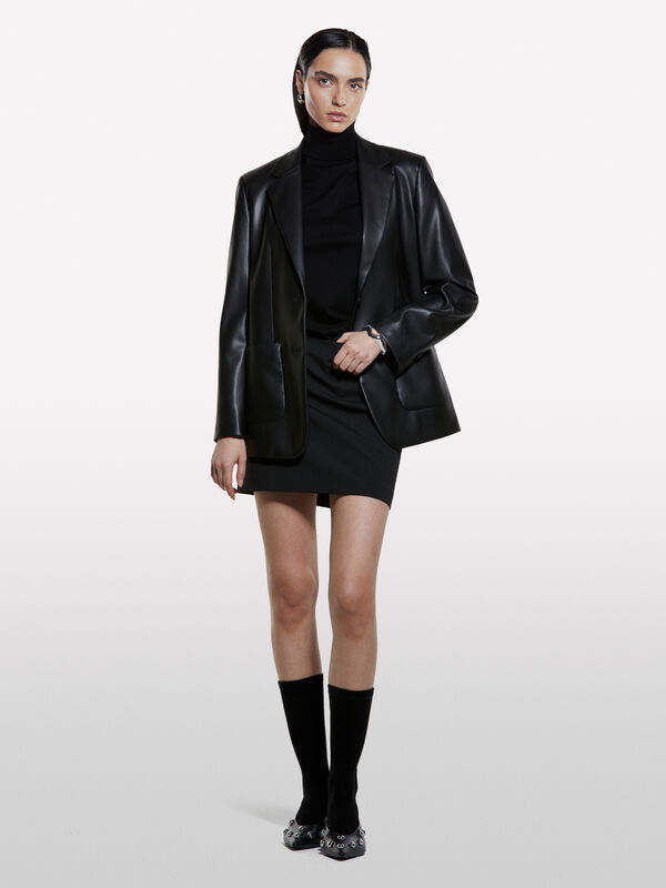 Schwarzer Rollkragenpullover in normaler Passform - pullover hoher kragen für damen | Sisley