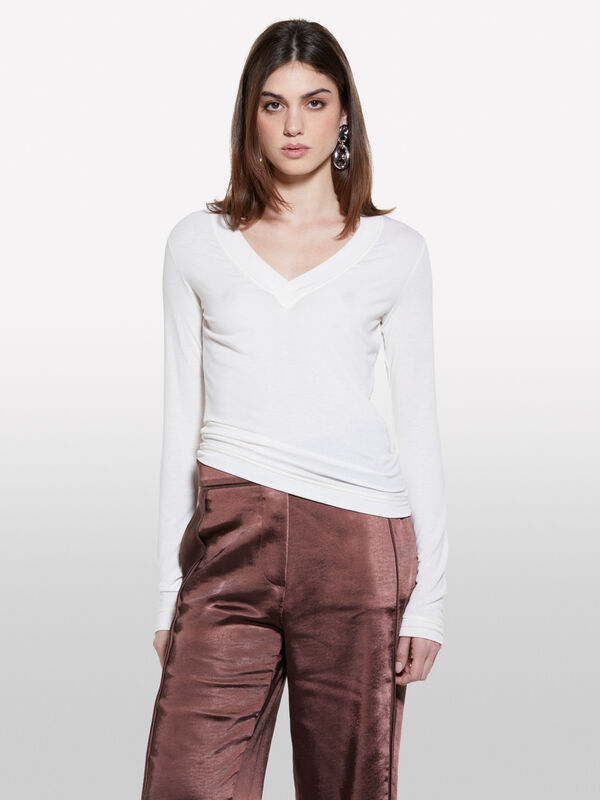 Langärmeliges T-Shirt slim fit in Weiß  - langärmeliges t-shirt für damen | Sisley