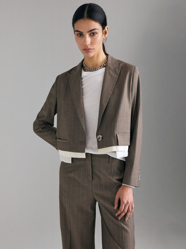 Gestreifter, kurzer Blazer - blazer f&uuml;r damen | Sisley