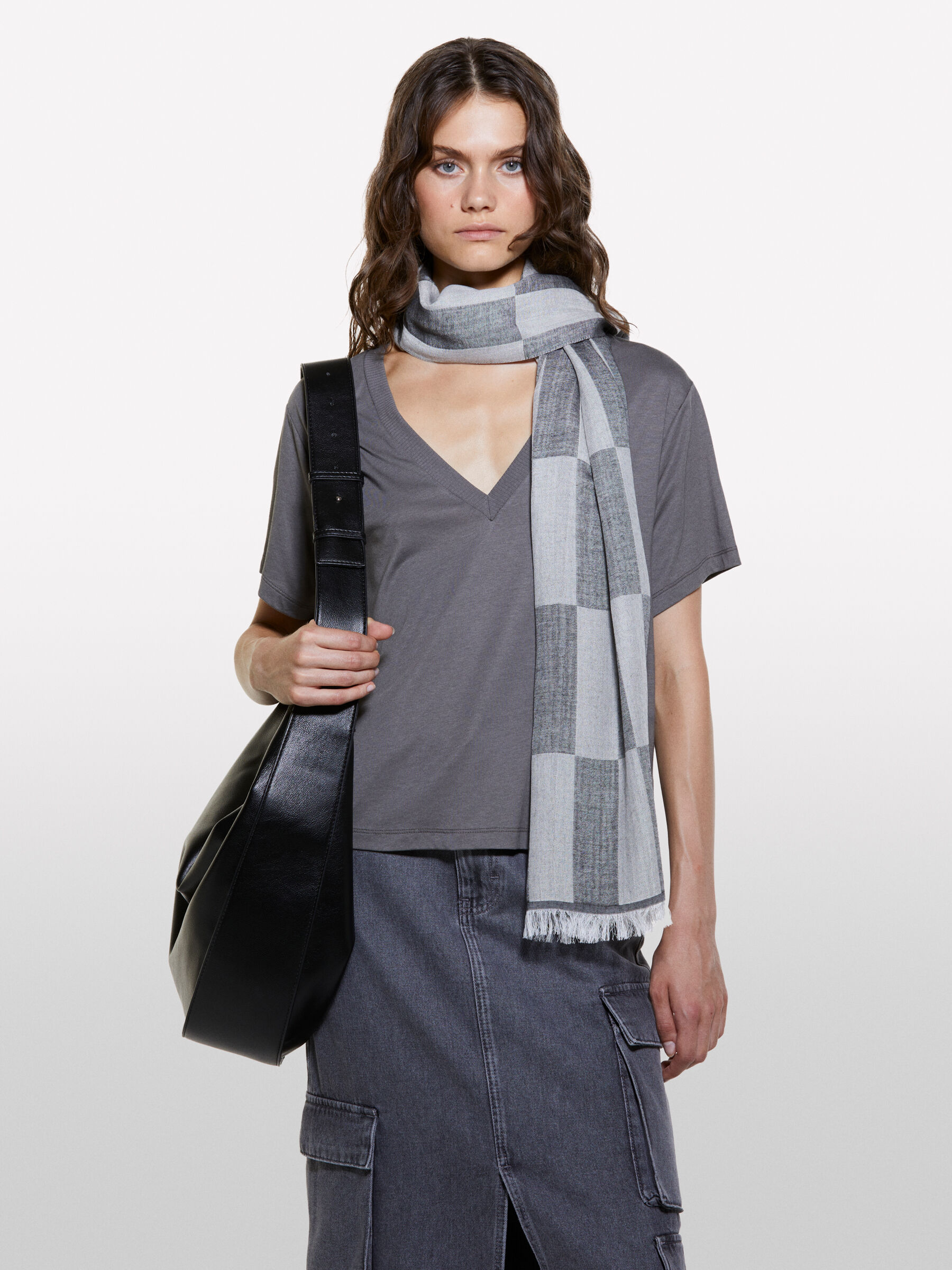 SCARF Damen image number null