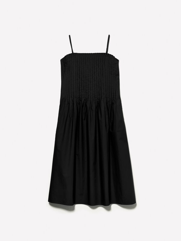 Ausgestelltes schwarzes Midikleid - midi kleider f&uuml;r damen | Sisley