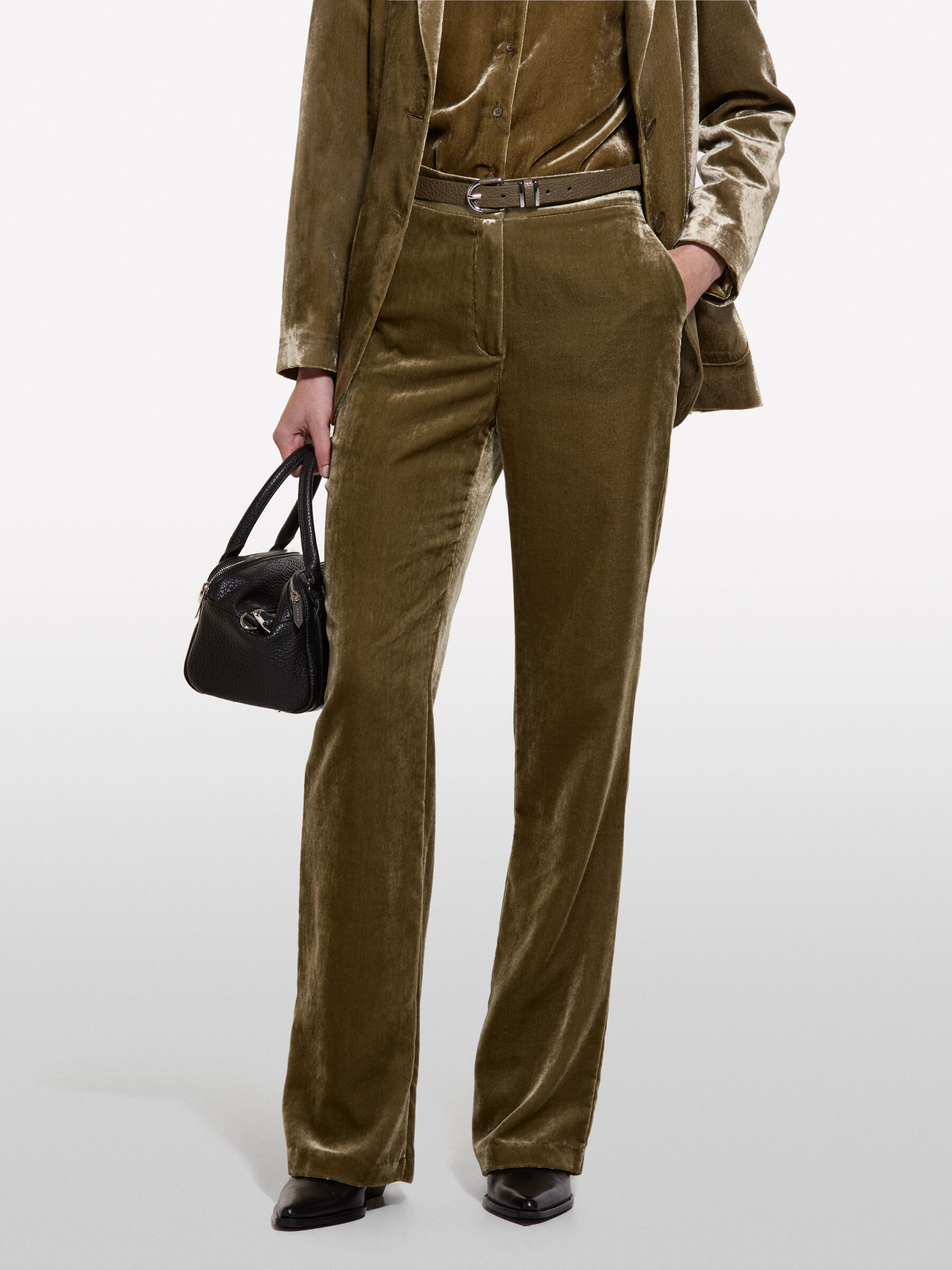 TROUSERS Damen image number null