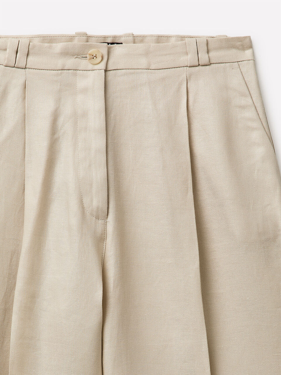 BERMUDA Damen image number null