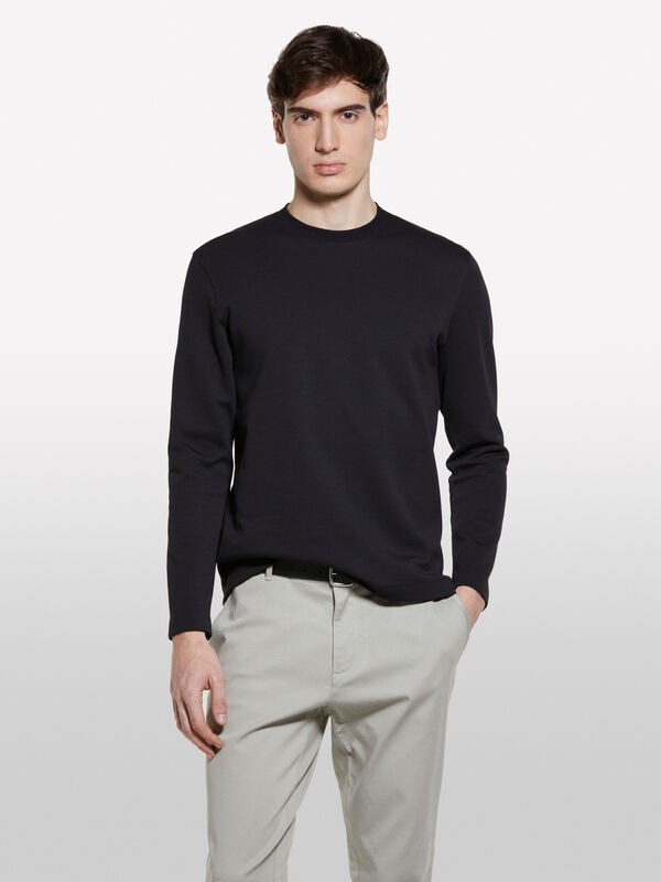 Schwarzes Langarm-T-Shirt mit Patch - langärmeliges t-shirt für herren | Sisley