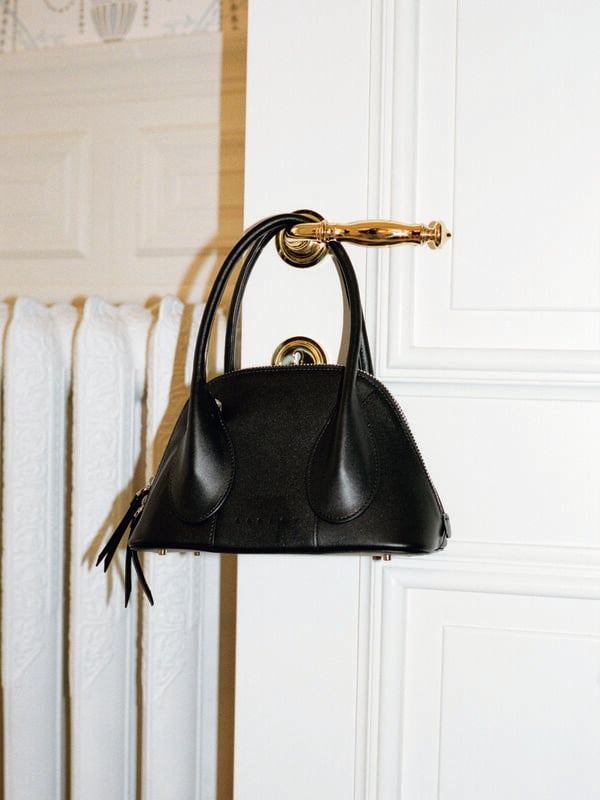 Schwarze Ledertasche mit Schulterriemen - schultertaschen und umh&auml;ngetaschen f&uuml;r damen | Sisley