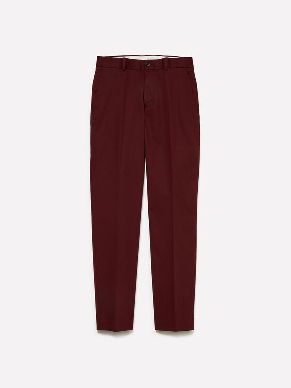 Burgunderrote Slim-Comfort-Fit-Hose Burgunderrote Slim-Comfort-Fit-Hose - slim hosen für herren | Sisley