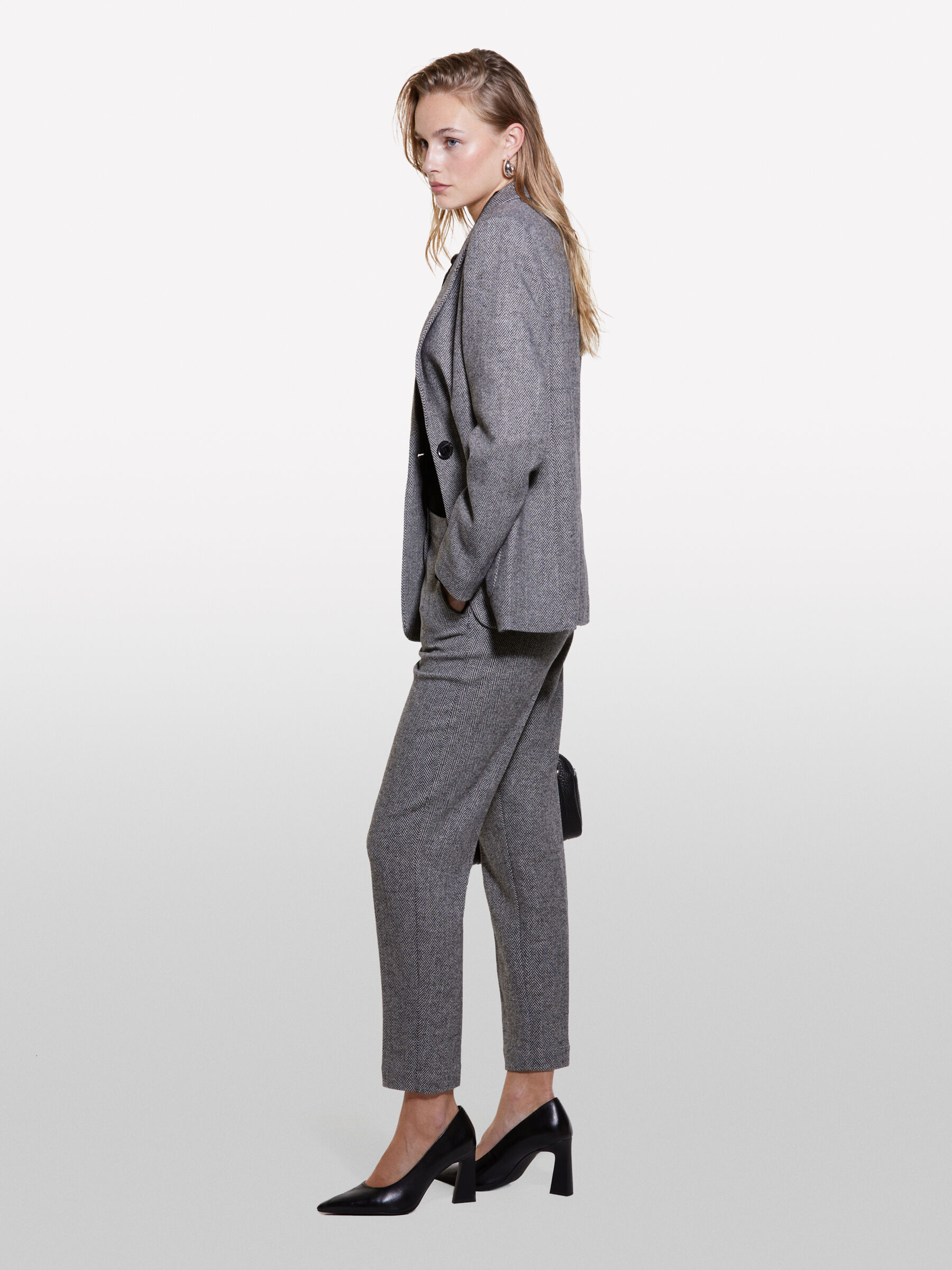 TROUSERS Damen image number null