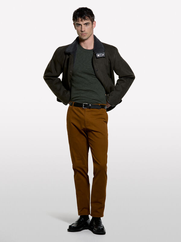 Pulli mit Rundhalsausschnitt regular fit in Milit&auml;rgr&uuml;n - rundhalspullover f&uuml;r herren | Sisley