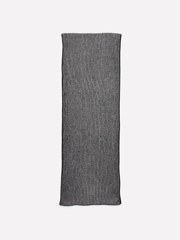 Schwarzer Strickschal - schals und foulards für damen | Sisley