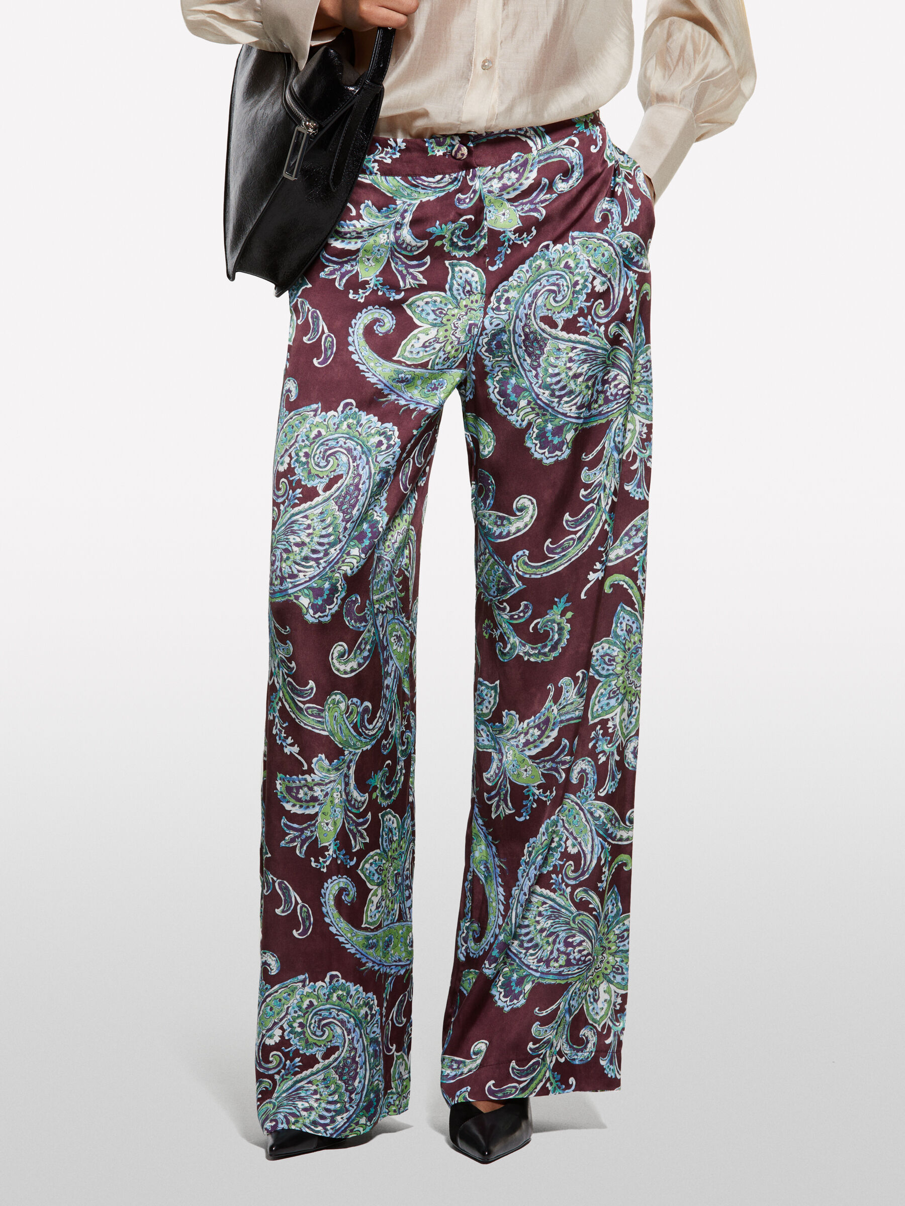TROUSERS Damen image number null