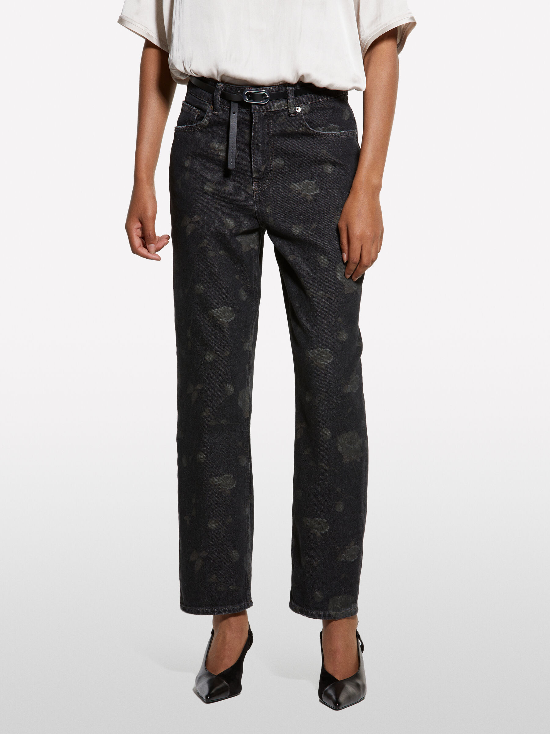 TROUSERS Damen image number null