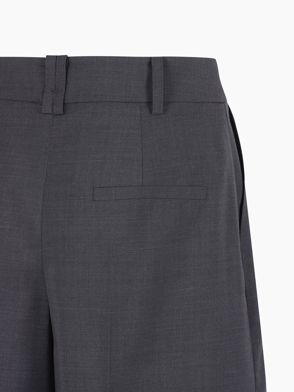 BERMUDA Damen image number null