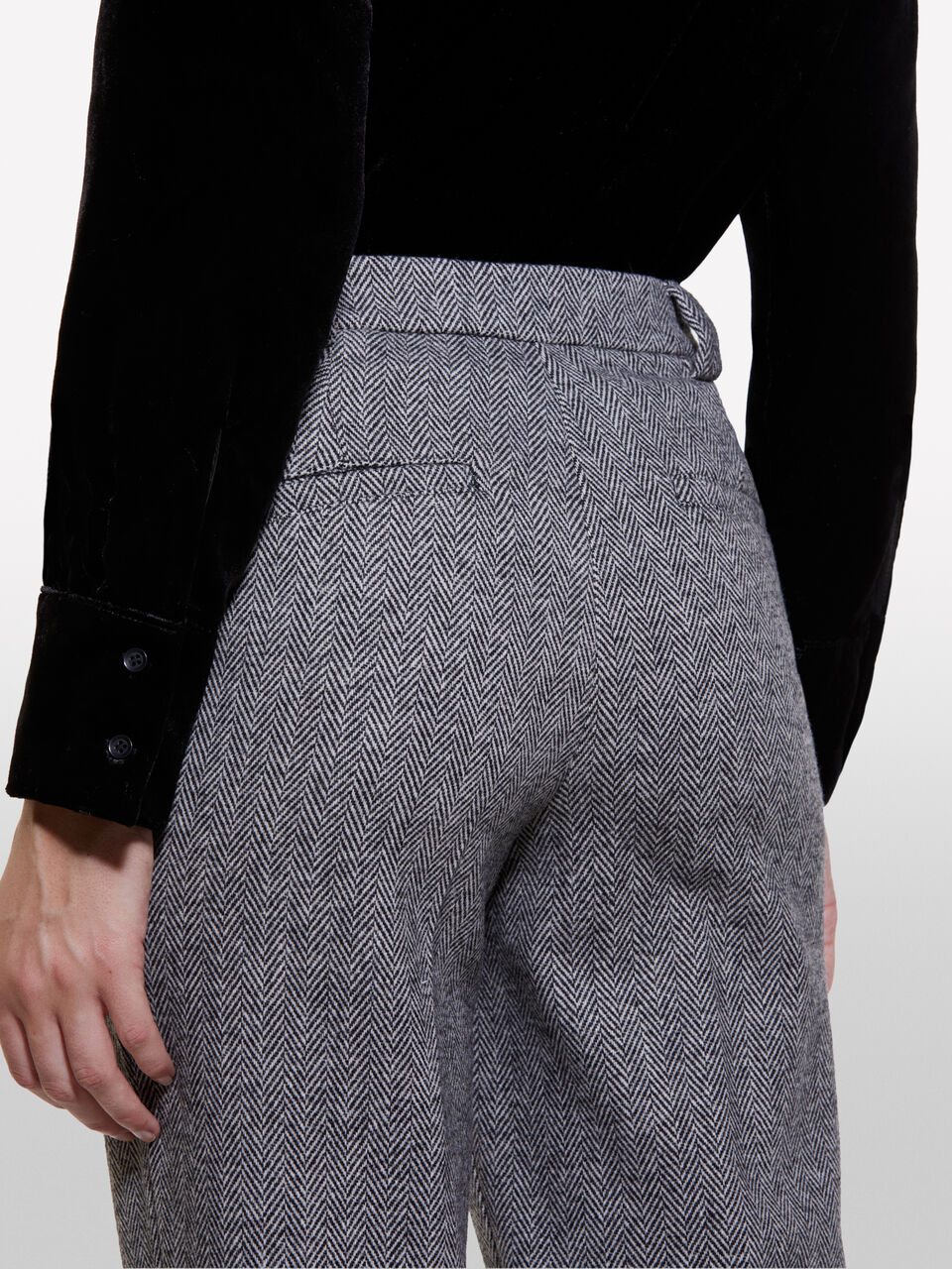TROUSERS Damen image number null