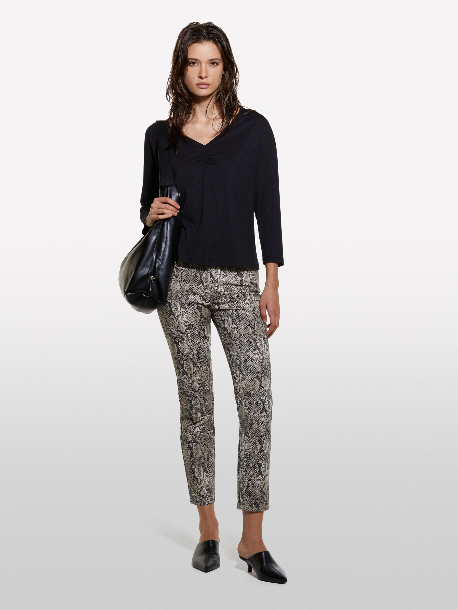 T-SHIRT Damen image number null