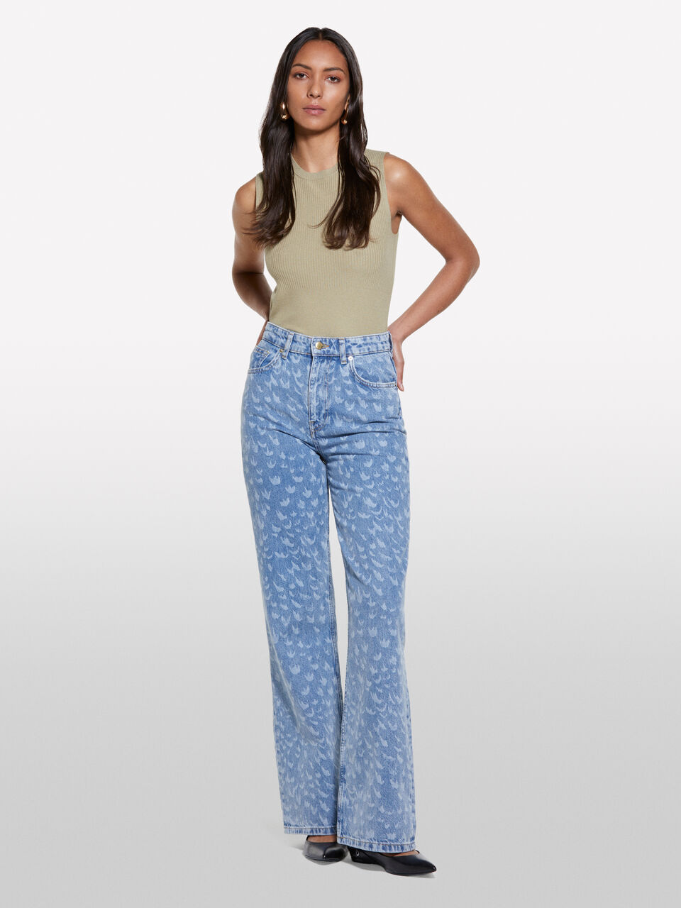 SLEEVELESS SWEATER Damen image number null